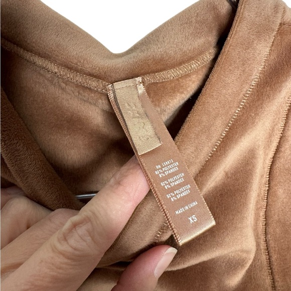 Skims | Velour Crop Tank and Wide Leg Pants Set in Sienna XS - Picture 4 of 12